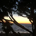 Mali I Robit Beachfront Apartment