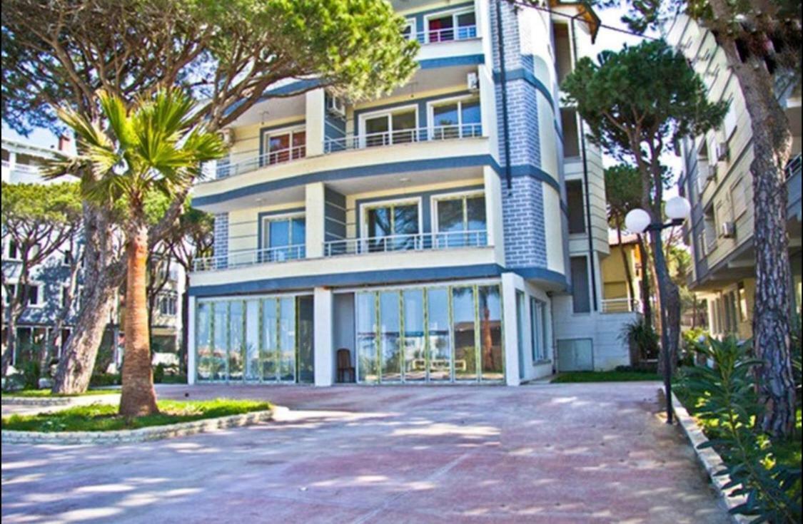 Apartment Mali I Robit Beachfront Golem (Tirana)