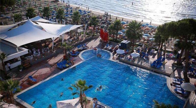 Apartment Mali I Robit Beachfront